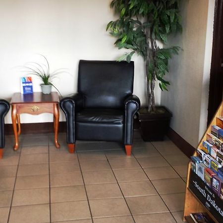 Super 8 By Wyndham Sioux Falls Near Convention Center Zewnętrze zdjęcie