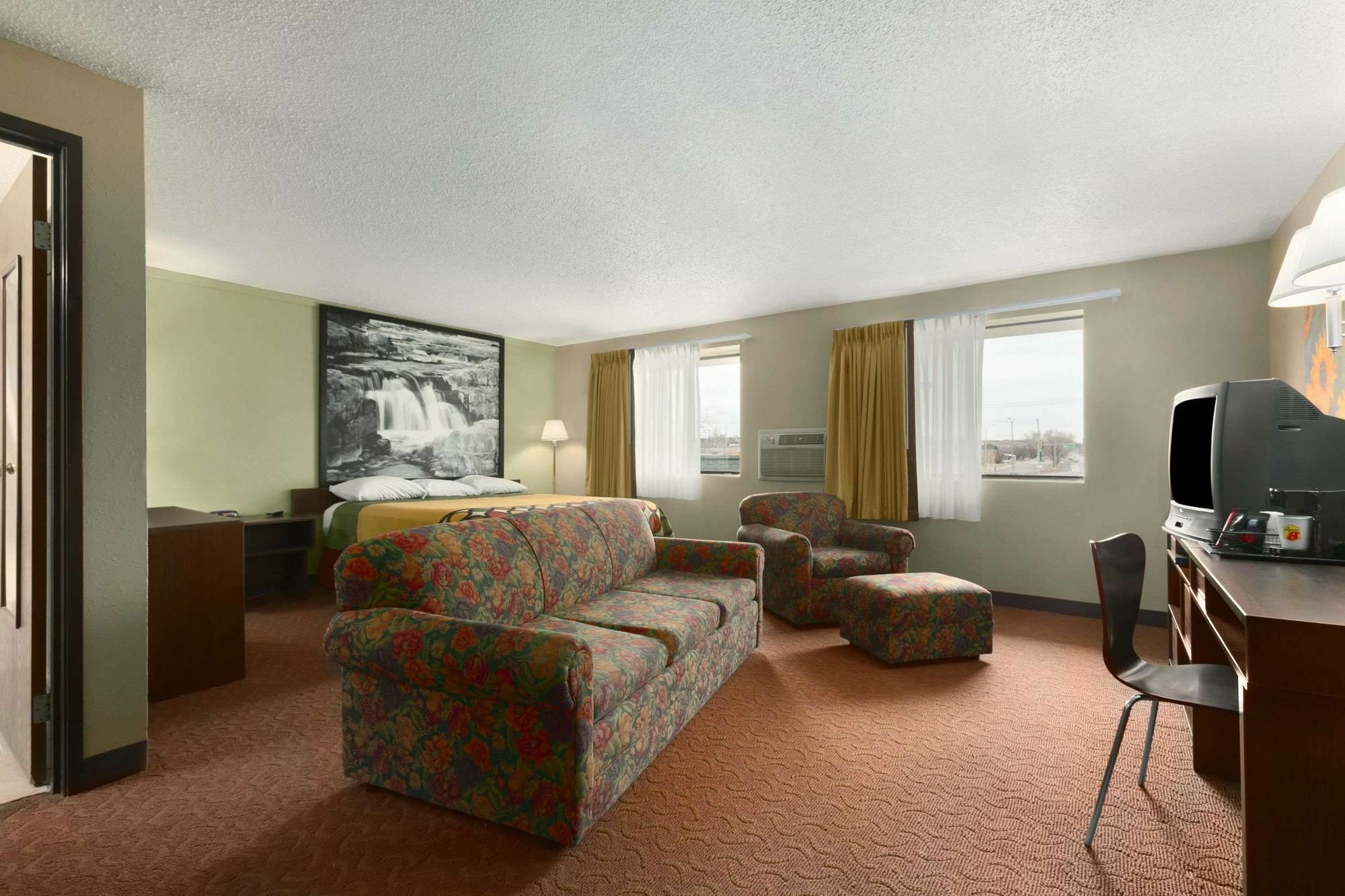 Super 8 By Wyndham Sioux Falls Near Convention Center Zewnętrze zdjęcie
